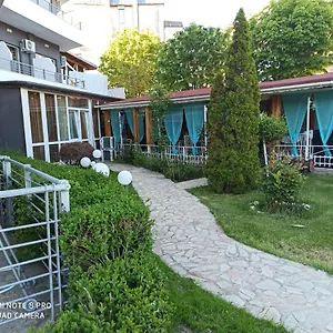 Appartement Danita & Diva Restaurant Bbq&pool Bar